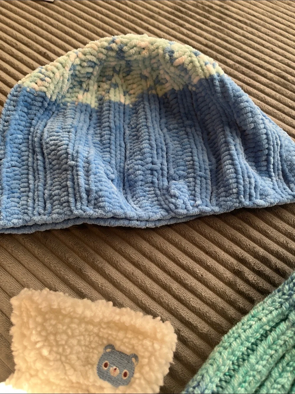 Kids Knit Beanie Set with Cream Sherpa Mittens - Blue & Aqua